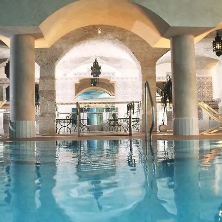 Aux Meubles Du Manoir إيكس ليه با