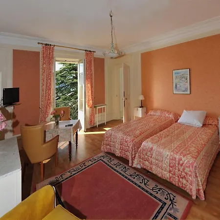 Aux Meubles Du Manoir شقة فندقية 3*