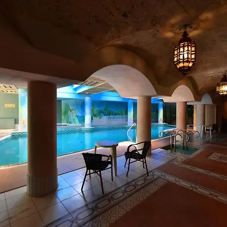 Aux Meubles Du Manoir 3* إيكس ليه با