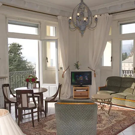 شقة فندقية Aux Meubles Du Manoir إيكس ليه با