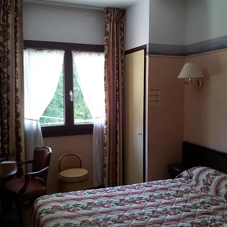 Ξενοδοχείο με διαμερίσματα Aux Meubles Du Manoir