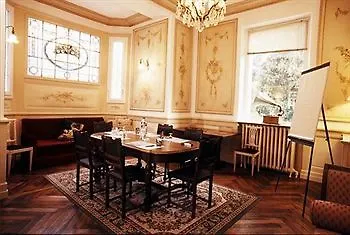 Ξενοδοχείο με διαμερίσματα Aux Meubles Du Manoir