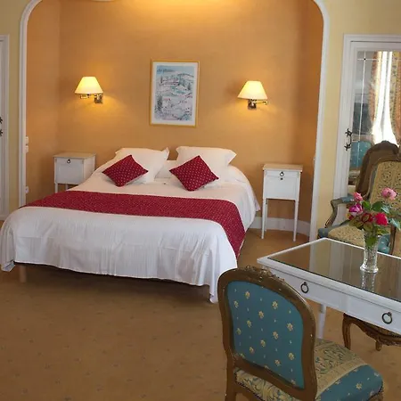 شقة فندقية Aux Meubles Du Manoir 3*