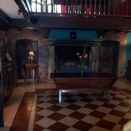 Aux Meubles Du Manoir Εξ Λε Μπαν