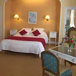 شقة فندقية Aux Meubles Du Manoir 3*