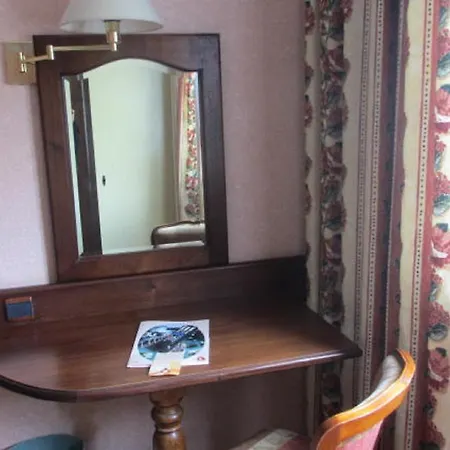 Aux Meubles Du Manoir Lägenhetshotell Aix-les-Bains