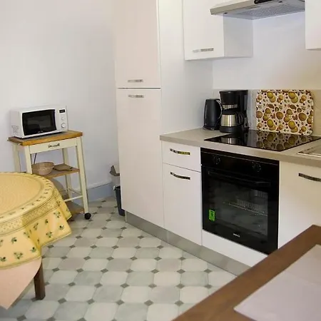 Aux Meubles Du Manoir Lägenhetshotell Aix-les-Bains