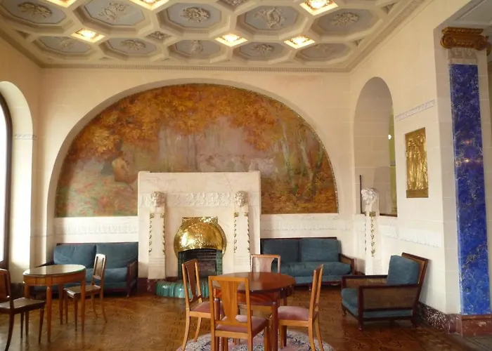 מלון דירות Aux Meubles Du Manoir אקס-לה-באינס